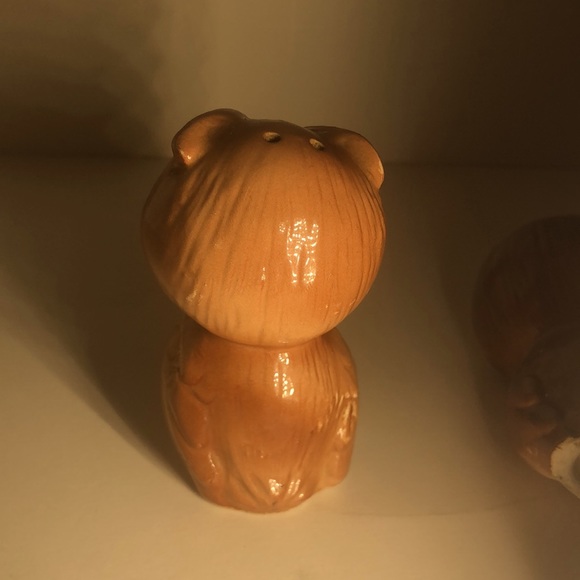 Vintage Owl Salt and Pepper Shaker Set - Picture 8 of 11